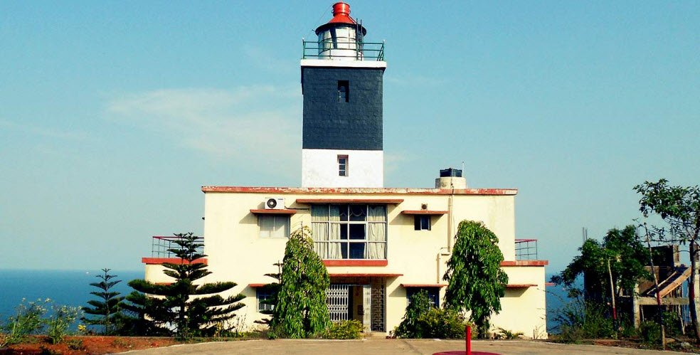 Dolphin's Nose Lighthouse